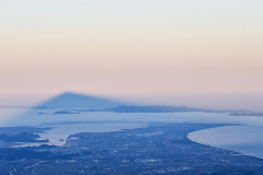 大山山頂から観る影大山