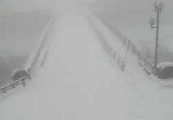 雪の大山寺橋